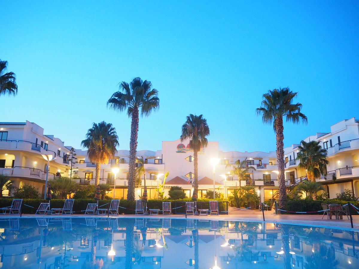 ויאסטה Oasiclub Hotel מראה חיצוני תמונה
