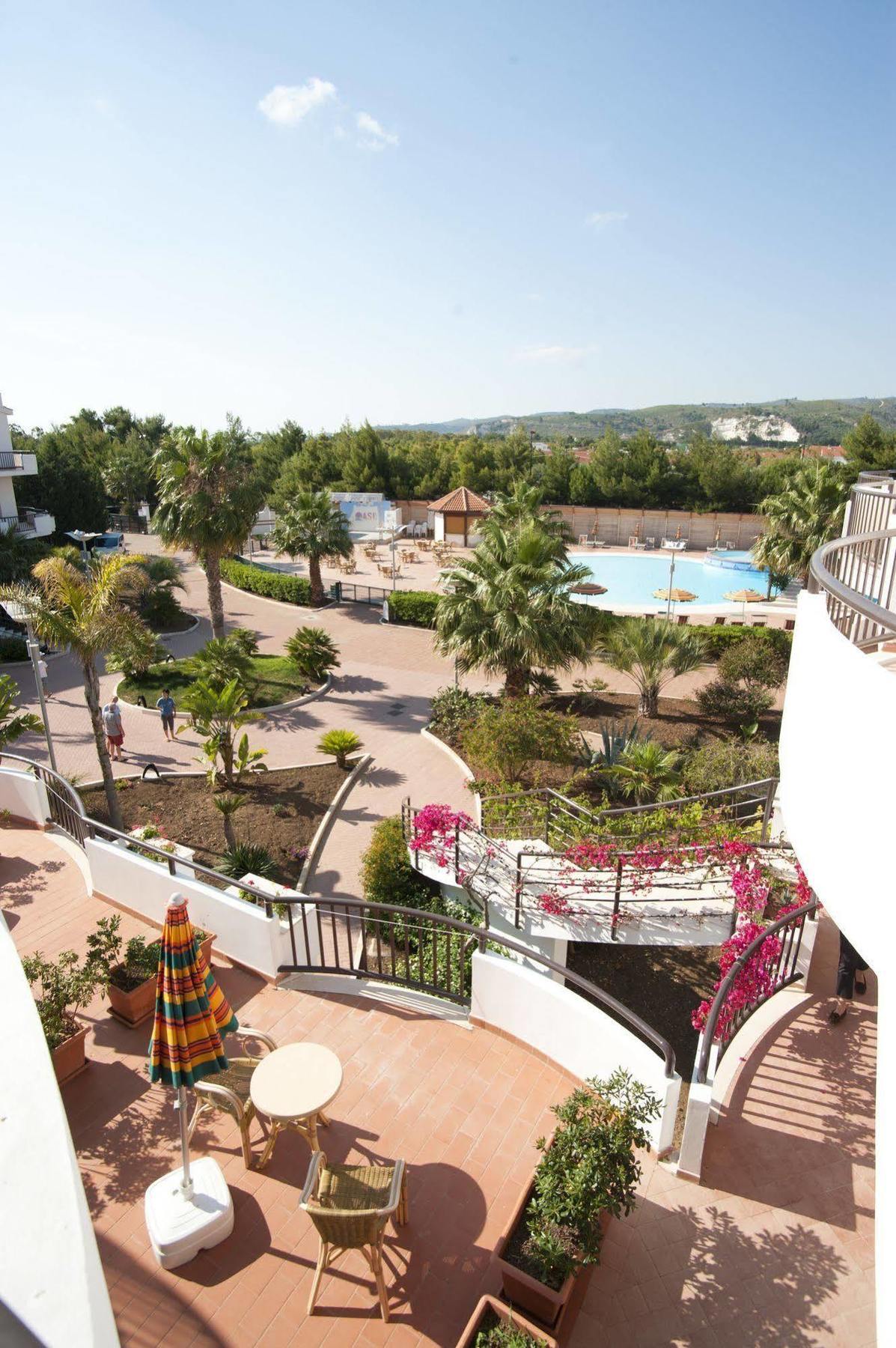 ויאסטה Oasiclub Hotel מראה חיצוני תמונה