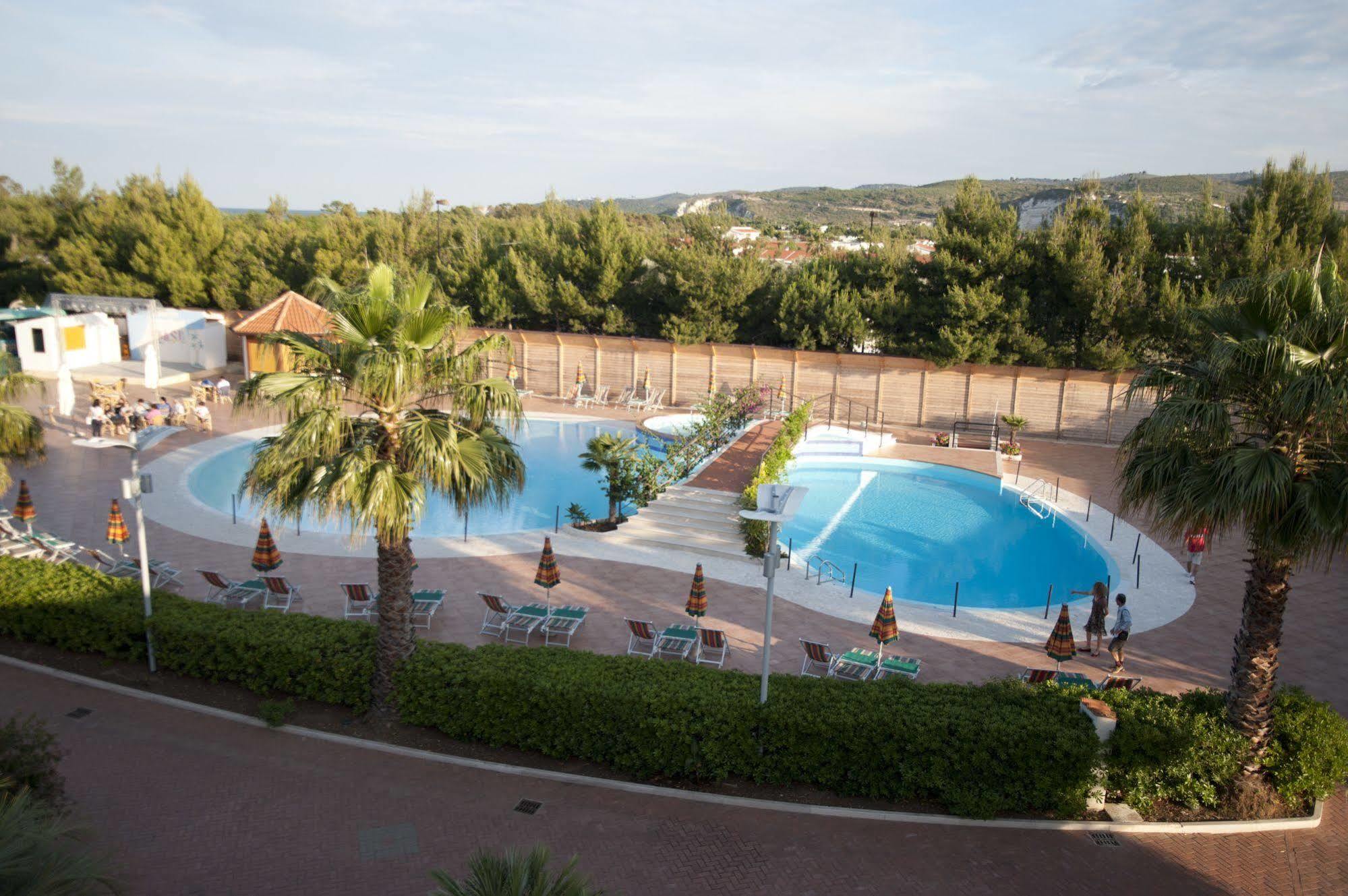 ויאסטה Oasiclub Hotel מראה חיצוני תמונה
