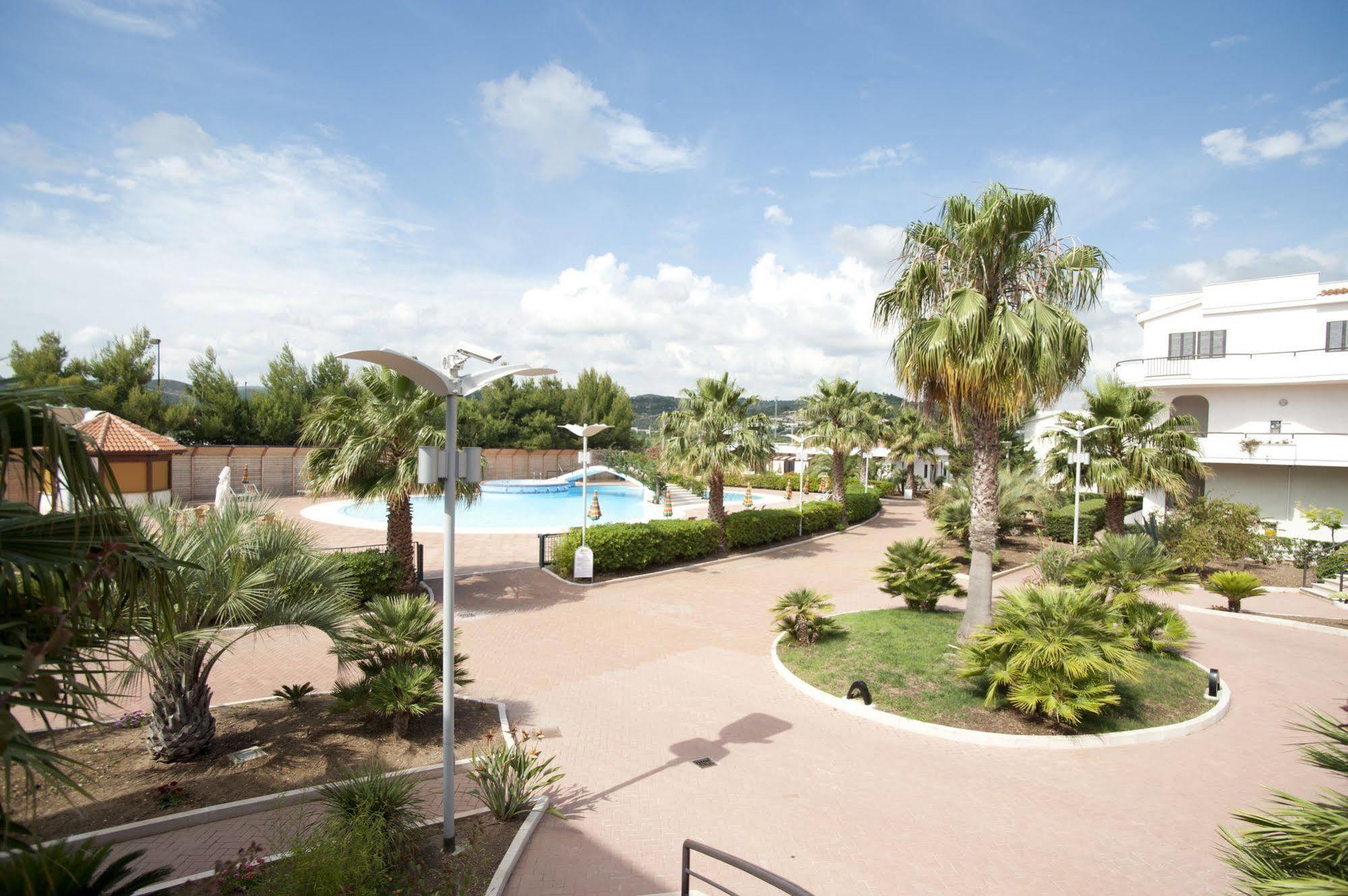 ויאסטה Oasiclub Hotel מראה חיצוני תמונה